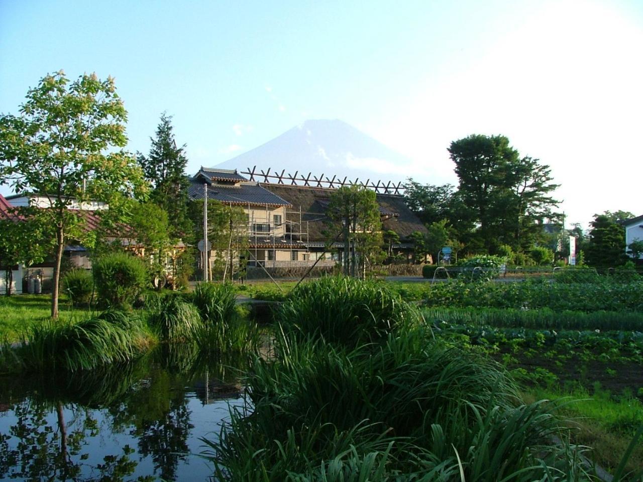 Lake Oshino Exteriér fotografie